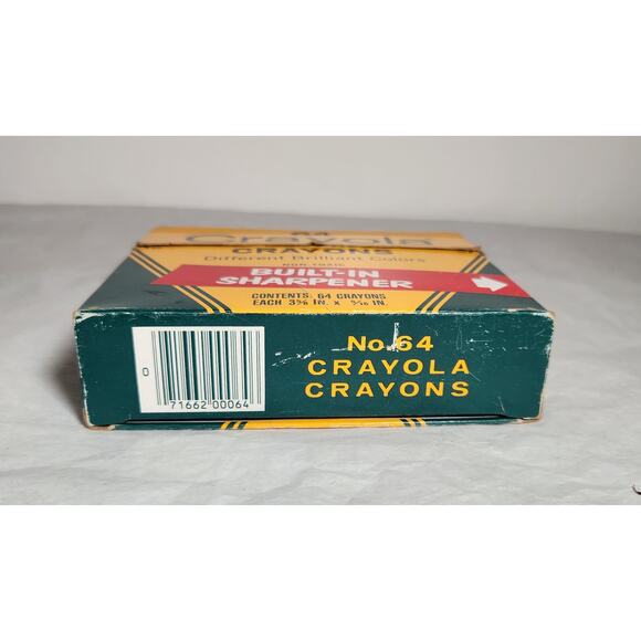 Vintage And Retired Crayola Crayons 64 Pack With Built In Sharpener Pre-owned - Picture 10 of 11
